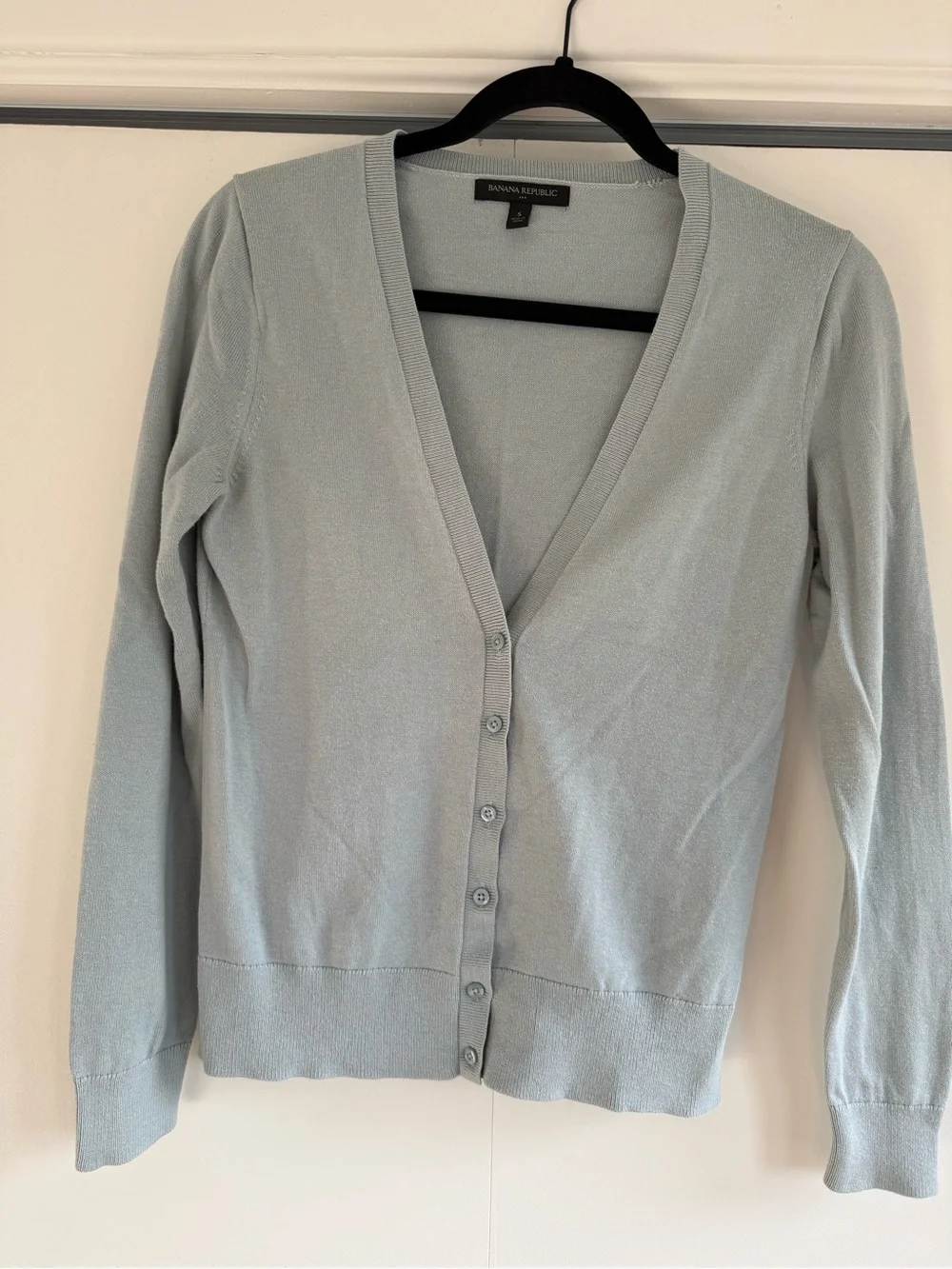 Banana Republic Sage V-Neck Button Cardigan S